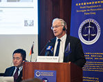 德國國會議員帕策爾特參加2016年10月28日在柏林舉辦的反活摘國際論壇。（吉森／大紀元）